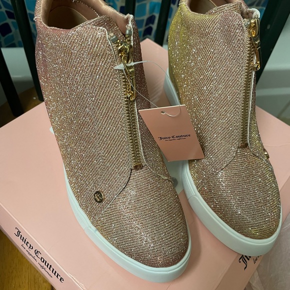 Juicy couture, wedge sneaker size 7.5 - Picture 14 of 16